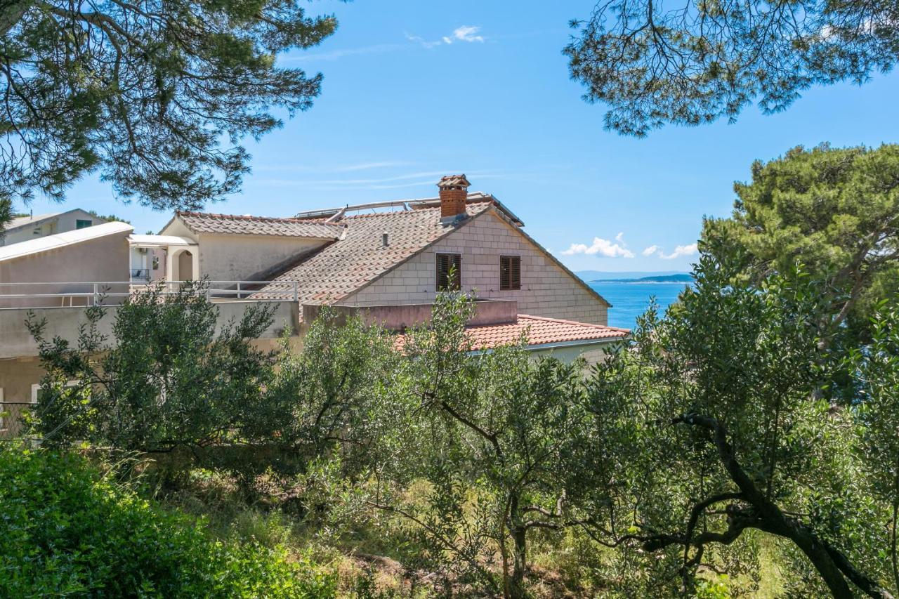 Apartments By The Sea Brela, Makarska - 18356 Екстер'єр фото